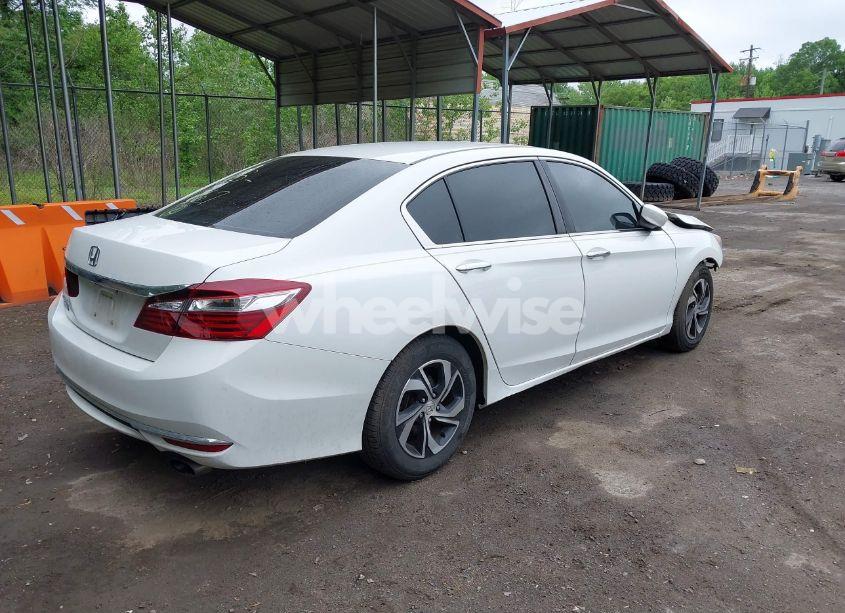 Photo 4 of 2017 Honda Accord LX (VIN 1HGCR2F33HA120995)