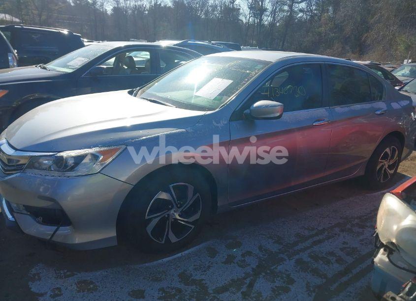 Photo 14 of 2017 Honda Accord LX (VIN 1HGCR2F33HA135903)