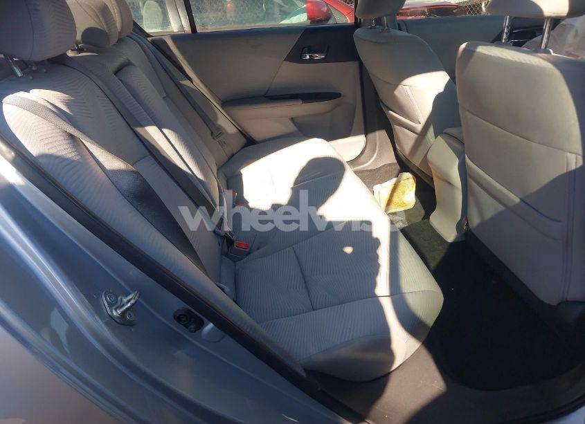 Photo 8 of 2017 Honda Accord LX (VIN 1HGCR2F33HA135903)