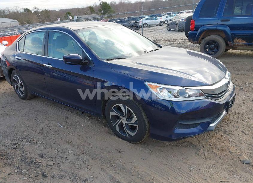 2017 Honda Accord LX (VIN 1HGCR2F33HA156993) main photo