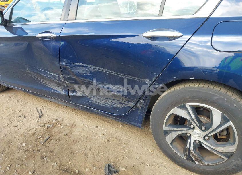 Photo 6 of 2017 Honda Accord LX (VIN 1HGCR2F33HA156993)