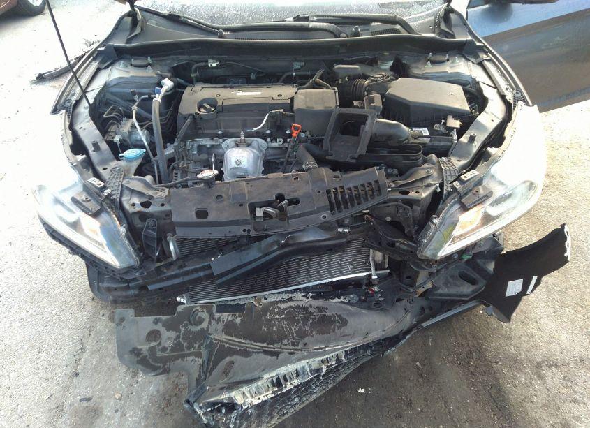 Photo 10 of 2017 Honda Accord LX (VIN 1HGCR2F33HA192182)