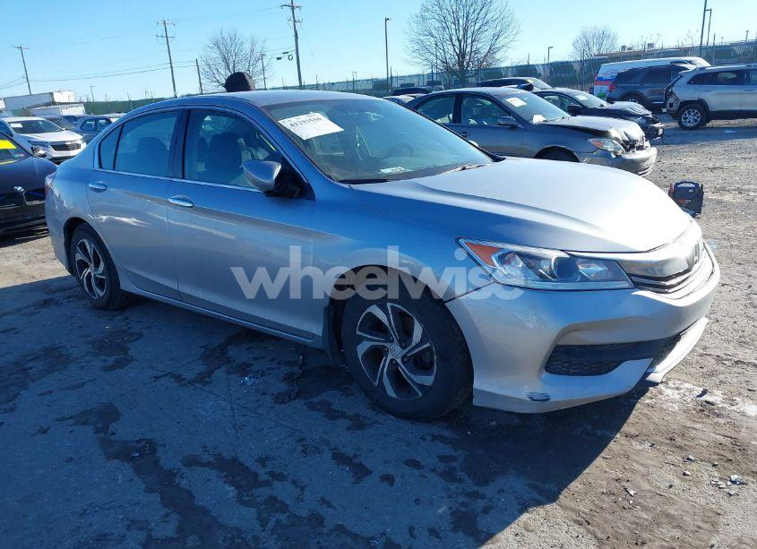 2017 Honda Accord LX (VIN 1HGCR2F33HA193428) main photo