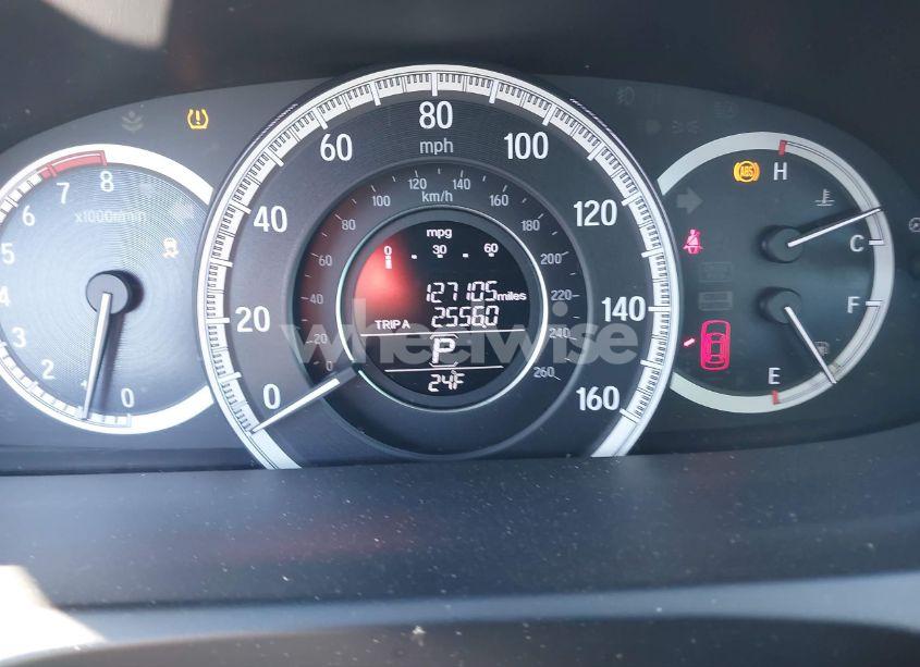 Photo 15 of 2017 Honda Accord LX (VIN 1HGCR2F33HA193428)