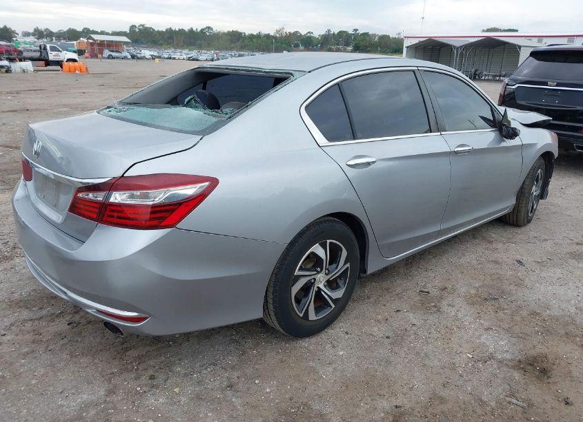 Photo 4 of 2017 Honda Accord LX (VIN 1HGCR2F33HA210759)