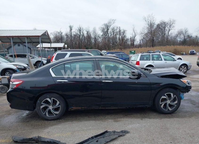 Photo 14 of 2017 Honda Accord LX (VIN 1HGCR2F33HA224161)
