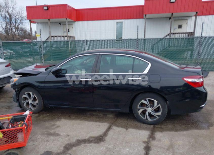 Photo 15 of 2017 Honda Accord LX (VIN 1HGCR2F33HA224161)