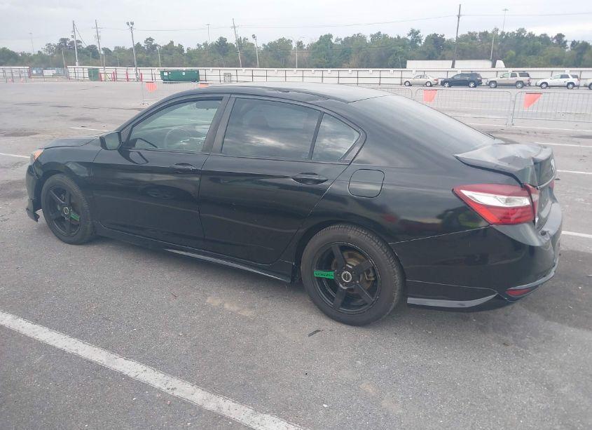 Photo 14 of 2017 Honda Accord LX (VIN 1HGCR2F33HA262747)