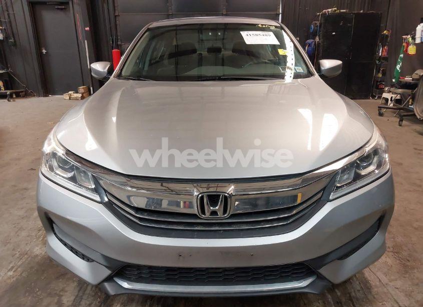Photo 12 of 2017 Honda Accord LX (VIN 1HGCR2F33HA308867)