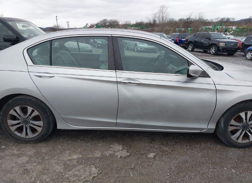 Photo 13 of 2013 Honda Accord LX (VIN 1HGCR2F34DA010306)