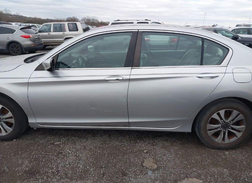 Photo 14 of 2013 Honda Accord LX (VIN 1HGCR2F34DA010306)