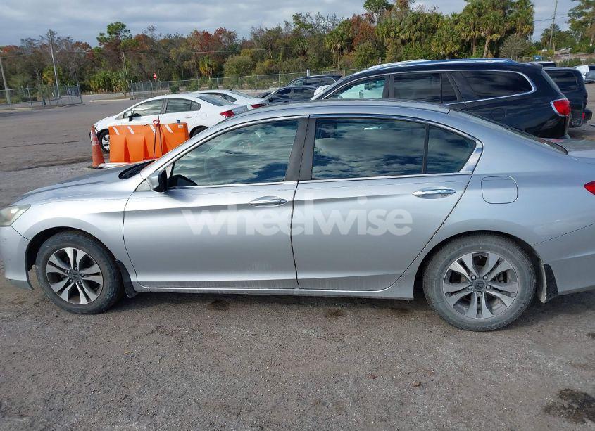Photo 14 of 2013 Honda Accord LX (VIN 1HGCR2F34DA057982)