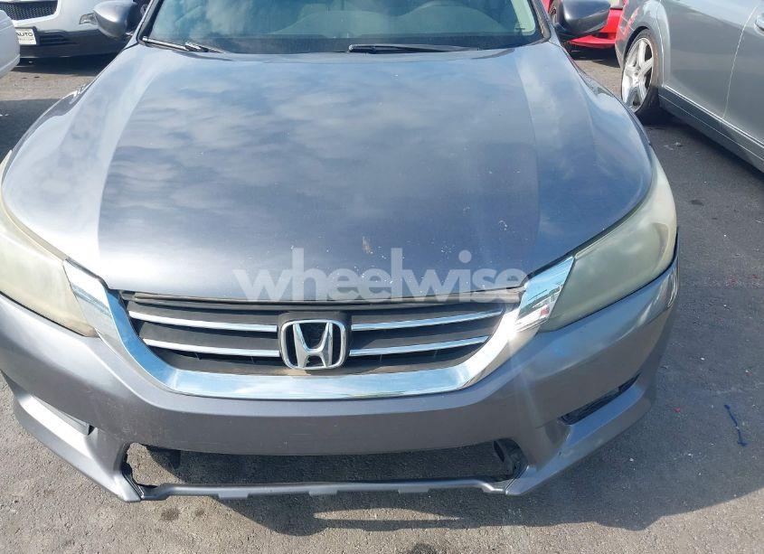 Photo 12 of 2013 Honda Accord LX (VIN 1HGCR2F34DA073096)