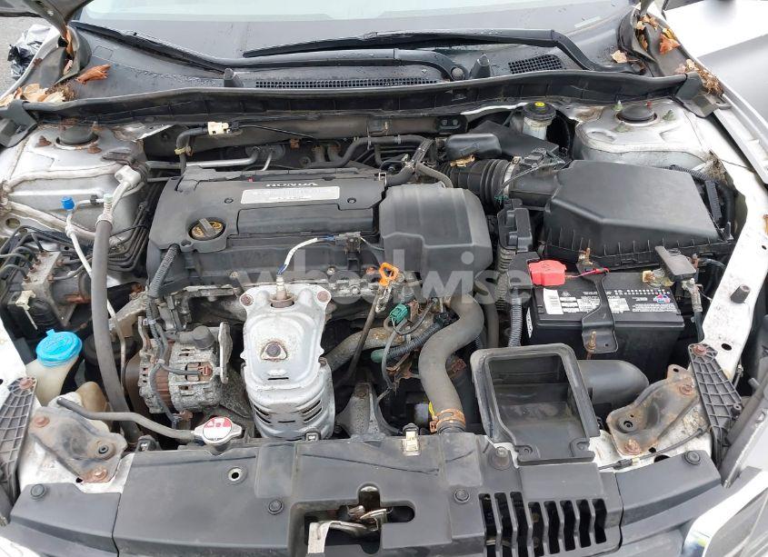 Photo 10 of 2013 Honda Accord LX (VIN 1HGCR2F34DA079688)