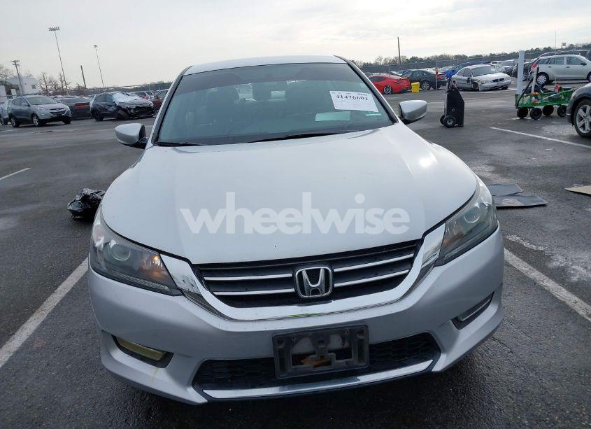 Photo 12 of 2013 Honda Accord LX (VIN 1HGCR2F34DA079688)