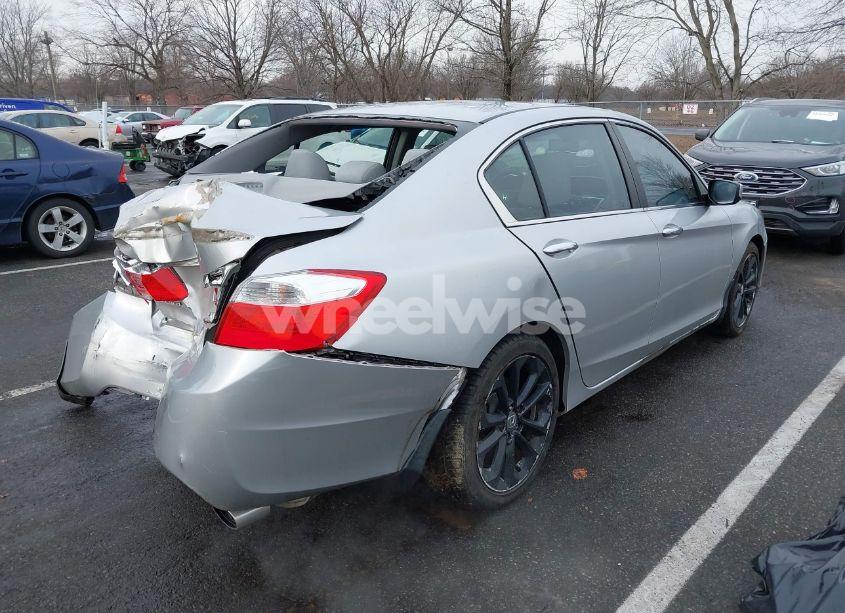 Photo 4 of 2013 Honda Accord LX (VIN 1HGCR2F34DA079688)