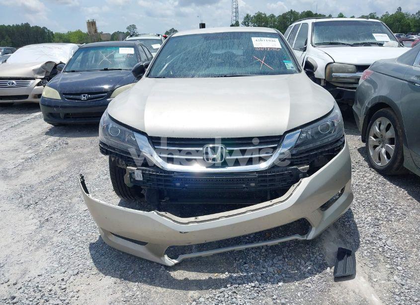 Photo 12 of 2013 Honda Accord LX (VIN 1HGCR2F34DA109059)