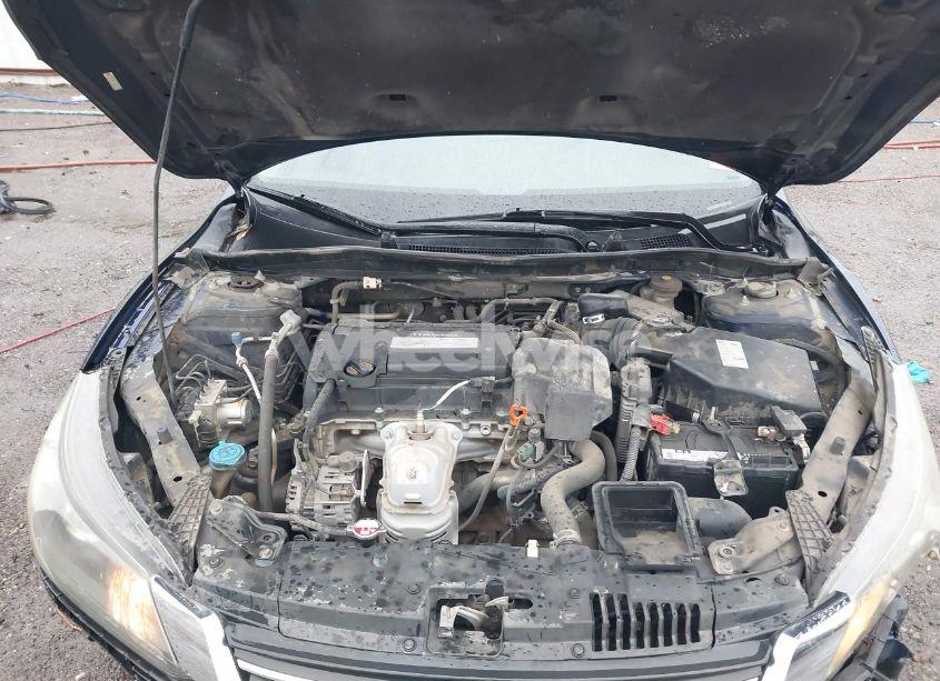 Photo 10 of 2013 Honda Accord LX (VIN 1HGCR2F34DA109823)