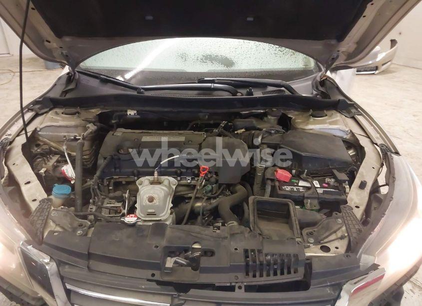 Photo 10 of 2013 Honda Accord LX (VIN 1HGCR2F34DA118909)
