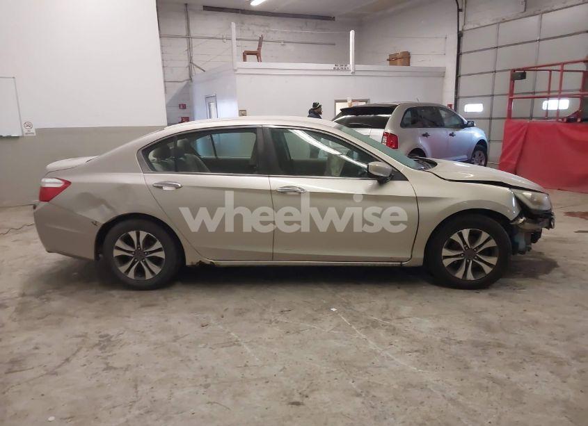 Photo 14 of 2013 Honda Accord LX (VIN 1HGCR2F34DA118909)