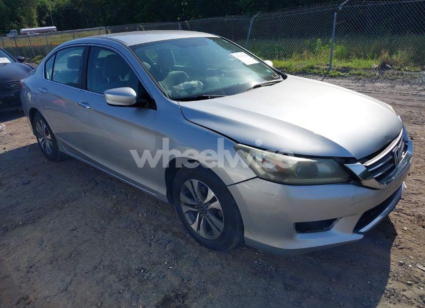 2013 Honda Accord LX (VIN 1HGCR2F34DA127190) main photo