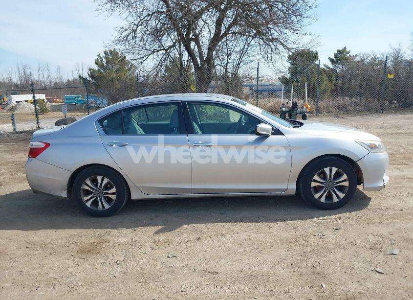 Photo 13 of 2013 Honda Accord LX (VIN 1HGCR2F34DA129666)