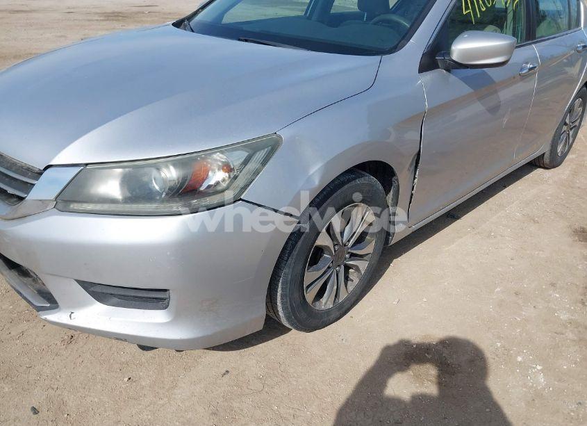 Photo 6 of 2013 Honda Accord LX (VIN 1HGCR2F34DA129666)