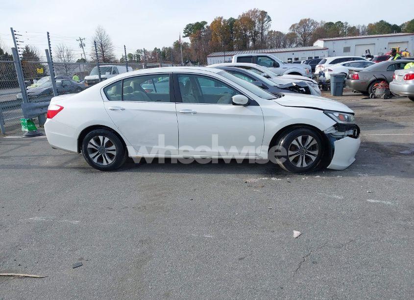 Photo 13 of 2013 Honda Accord LX (VIN 1HGCR2F34DA133216)