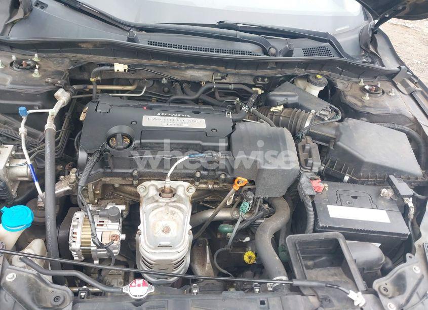 Photo 10 of 2013 Honda Accord LX (VIN 1HGCR2F34DA146922)