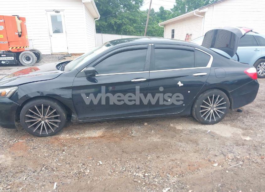 Photo 15 of 2013 Honda Accord LX (VIN 1HGCR2F34DA146922)