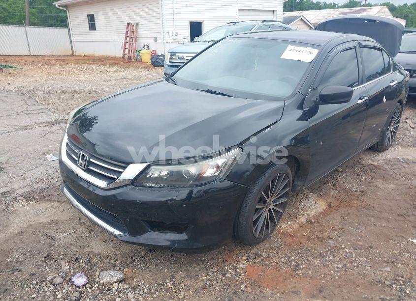 Photo 2 of 2013 Honda Accord LX (VIN 1HGCR2F34DA146922)