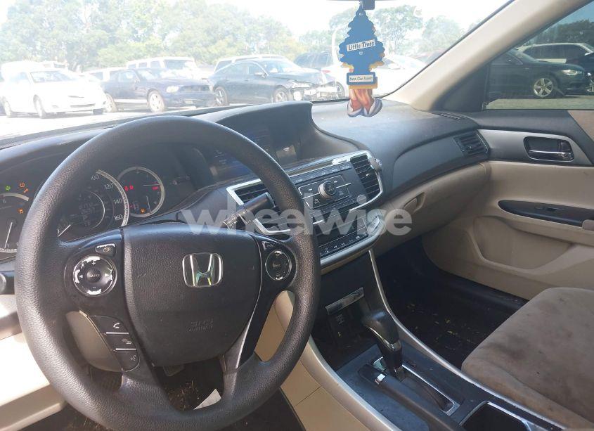 Photo 5 of 2013 Honda Accord LX (VIN 1HGCR2F34DA146922)