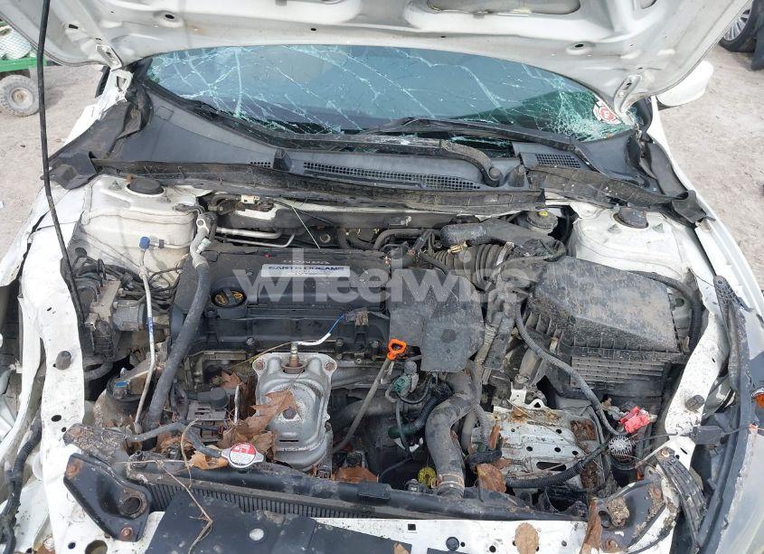 Photo 10 of 2013 Honda Accord LX (VIN 1HGCR2F34DA181167)