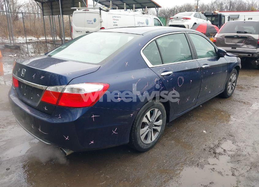 Photo 4 of 2013 Honda Accord LX (VIN 1HGCR2F34DA206374)