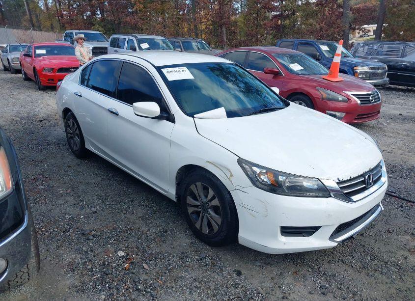 2013 Honda Accord LX (VIN 1HGCR2F34DA214362) main photo
