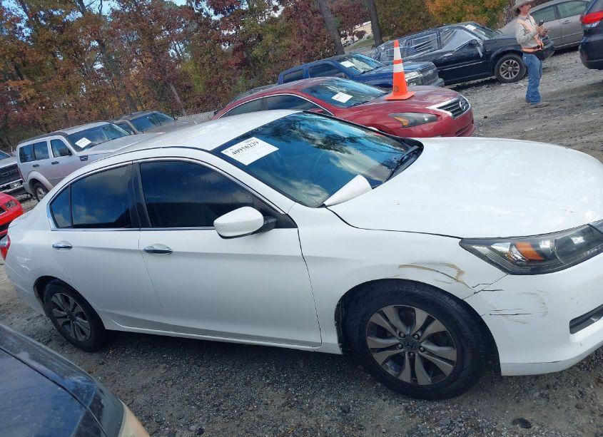 Photo 13 of 2013 Honda Accord LX (VIN 1HGCR2F34DA214362)