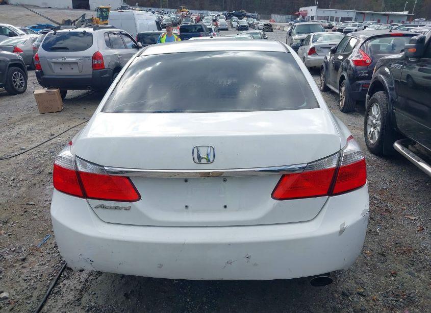 Photo 16 of 2013 Honda Accord LX (VIN 1HGCR2F34DA214362)