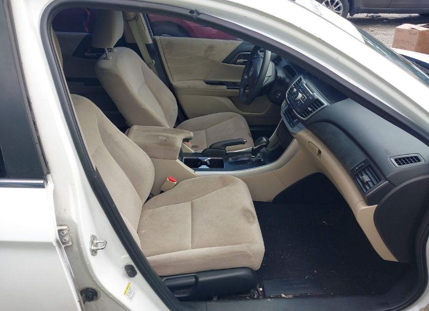 Photo 5 of 2013 Honda Accord LX (VIN 1HGCR2F34DA214362)