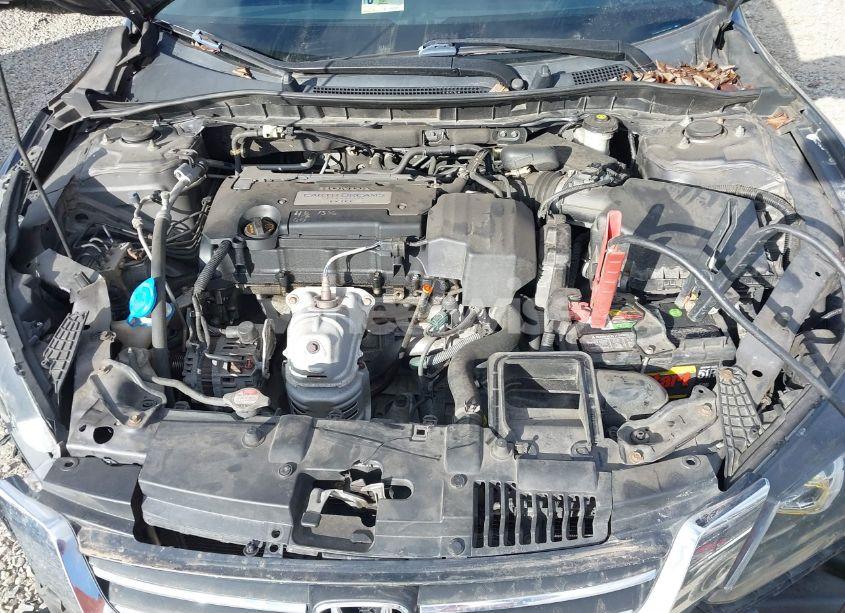 Photo 10 of 2013 Honda Accord LX (VIN 1HGCR2F34DA220470)