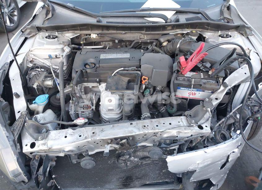 Photo 10 of 2013 Honda Accord LX (VIN 1HGCR2F34DA247488)