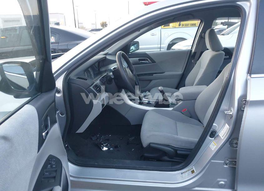 Photo 5 of 2013 Honda Accord LX (VIN 1HGCR2F34DA247488)