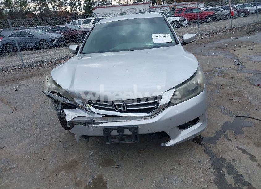 Photo 12 of 2013 Honda Accord LX (VIN 1HGCR2F34DA260869)