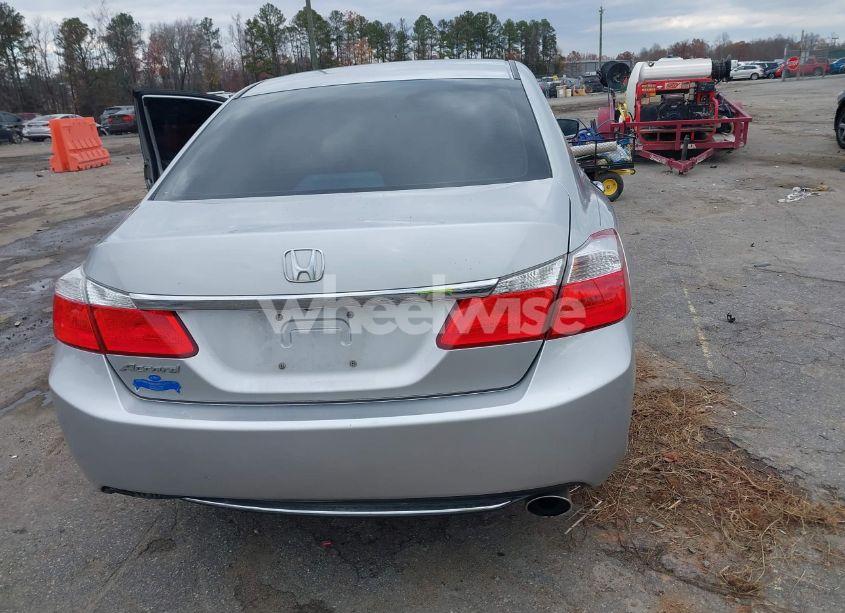 Photo 16 of 2013 Honda Accord LX (VIN 1HGCR2F34DA260869)