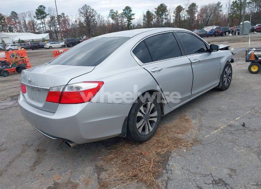 Photo 4 of 2013 Honda Accord LX (VIN 1HGCR2F34DA260869)