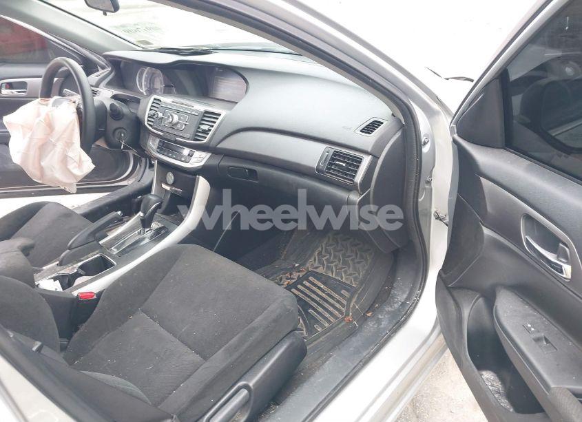 Photo 5 of 2013 Honda Accord LX (VIN 1HGCR2F34DA260869)