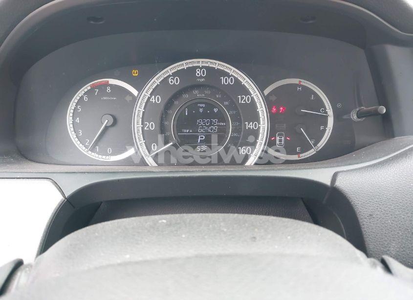 Photo 7 of 2013 Honda Accord LX (VIN 1HGCR2F34DA260869)