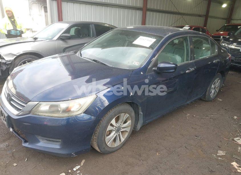 Photo 2 of 2013 Honda Accord LX (VIN 1HGCR2F34DA269006)
