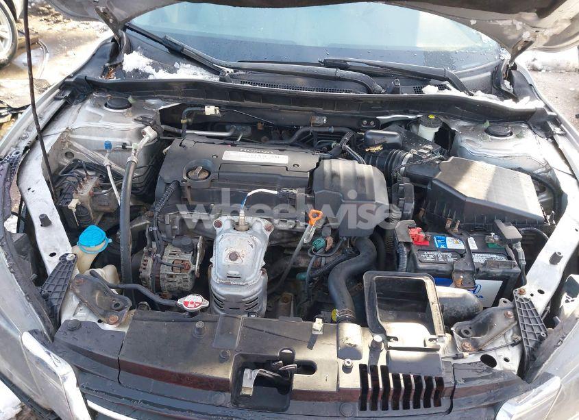 Photo 10 of 2013 Honda Accord LX (VIN 1HGCR2F34DA277820)