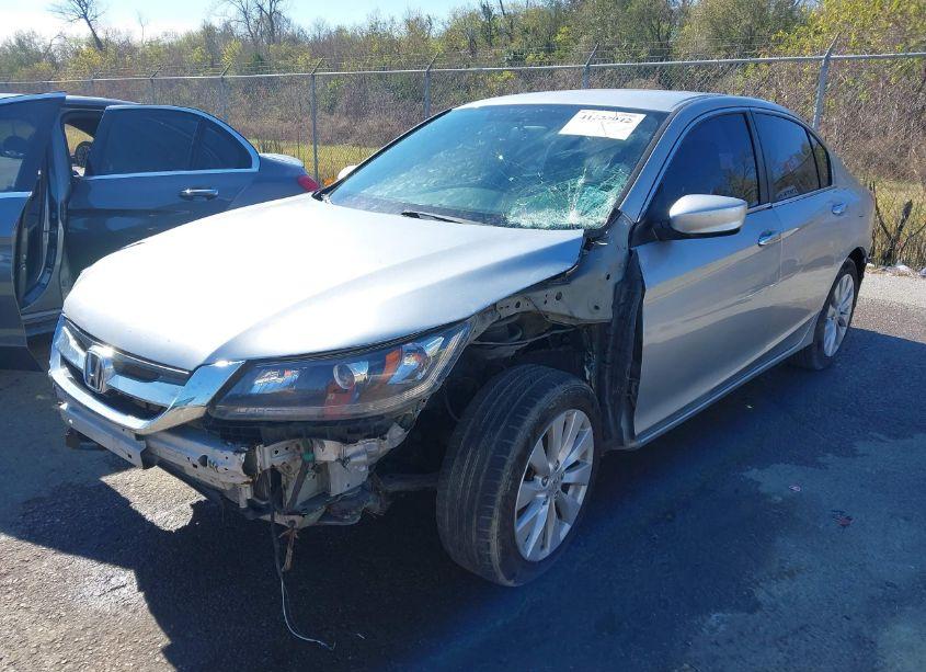 Photo 2 of 2014 Honda Accord LX (VIN 1HGCR2F34EA004376)