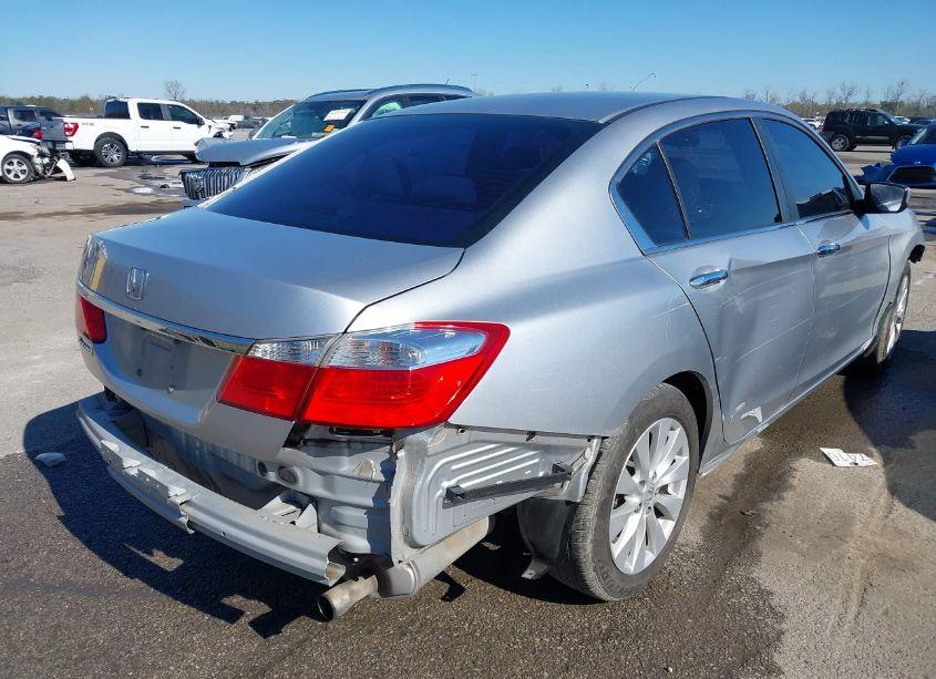 Photo 4 of 2014 Honda Accord LX (VIN 1HGCR2F34EA004376)